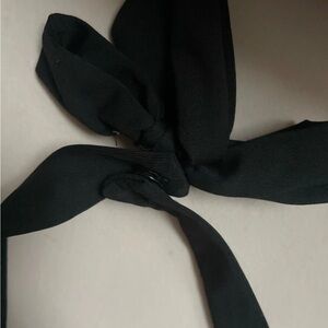 Elegant Black Women's Headband